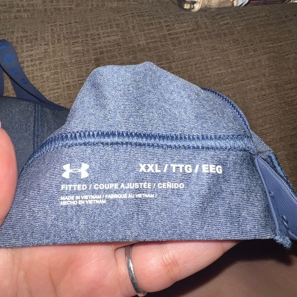 Under Armour Infinity sports bra - Picture 4 of 4